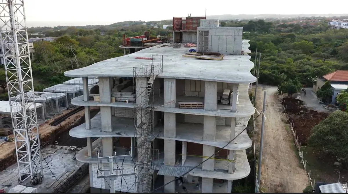 Фасад корпуса Ramada Residences и прогресс строительных работ